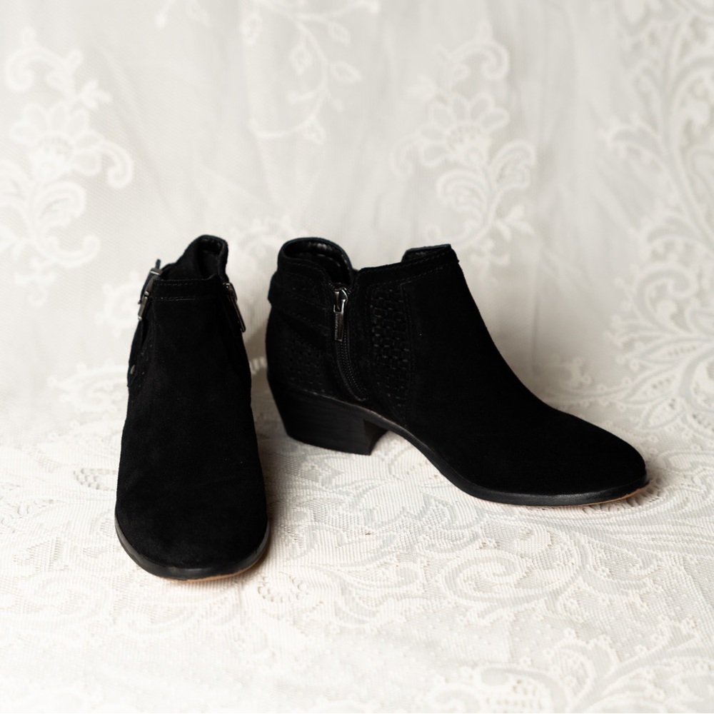 Nice suede boots
